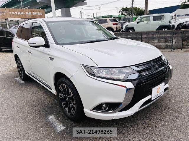 Mitsubishi OUTLANDER PHEV 2015-07 7393481-16