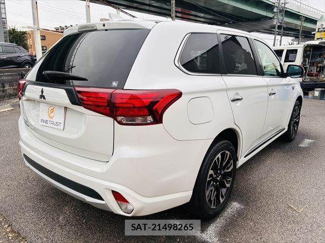 Mitsubishi OUTLANDER PHEV 2015-07 7393481-18