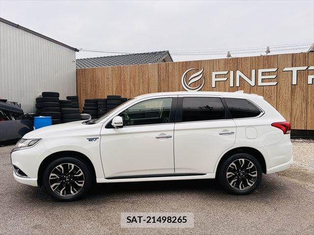 Mitsubishi OUTLANDER PHEV 2015-07 7393481-21