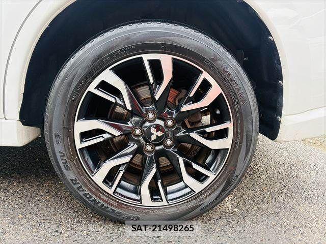 Mitsubishi OUTLANDER PHEV 2015-07 7393481-29