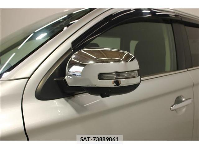 Mitsubishi OUTLANDER PHEV 2018-09 7456678-17