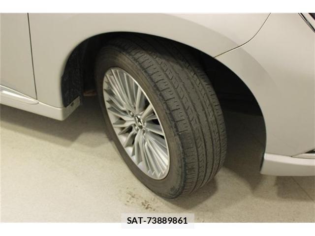 Mitsubishi OUTLANDER PHEV 2018-09 7456678-25