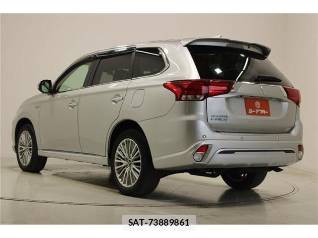Mitsubishi OUTLANDER PHEV 2018-09 7456678-7