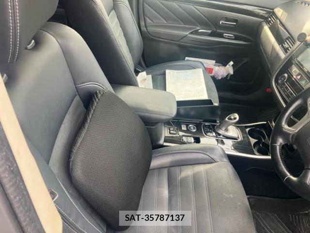 Mitsubishi OUTLANDER PHEV 2018-05 7456681-9