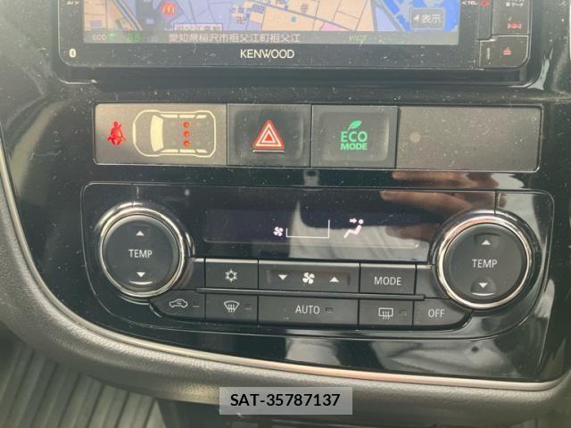 Mitsubishi OUTLANDER PHEV 2018-05 7456681-17