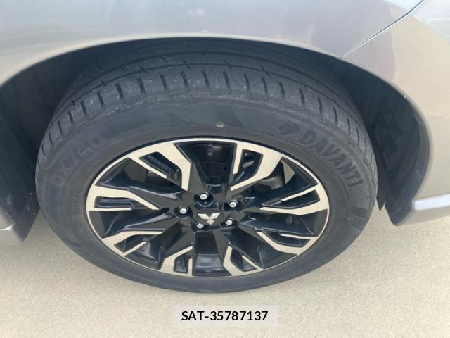 Mitsubishi OUTLANDER PHEV 2018-05 7456681-4