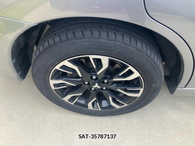Mitsubishi OUTLANDER PHEV 2018-05 7456681-5