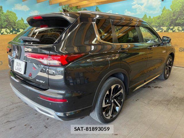 Mitsubishi OUTLANDER PHEV 2022-10 7456669-16