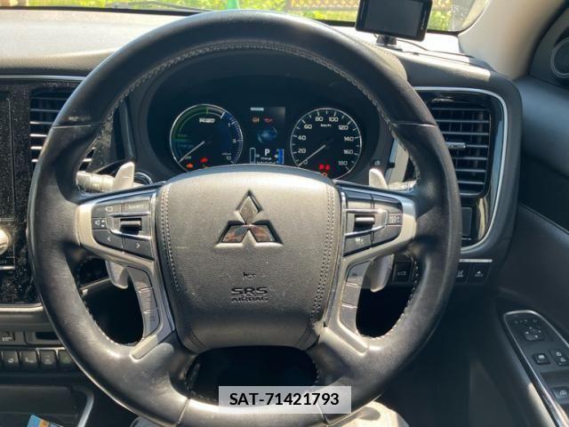 Mitsubishi OUTLANDER PHEV 2020-12 7456679-17