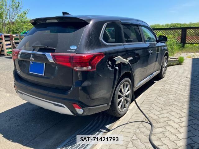 Mitsubishi OUTLANDER PHEV 2020-12 7456679-5