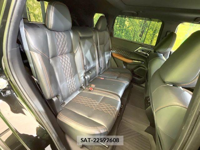 Mitsubishi OUTLANDER PHEV 2022-02 7456670-8
