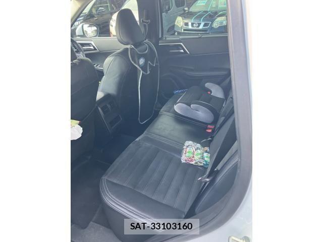 Mitsubishi OUTLANDER PHEV 2022-01 7456674-16