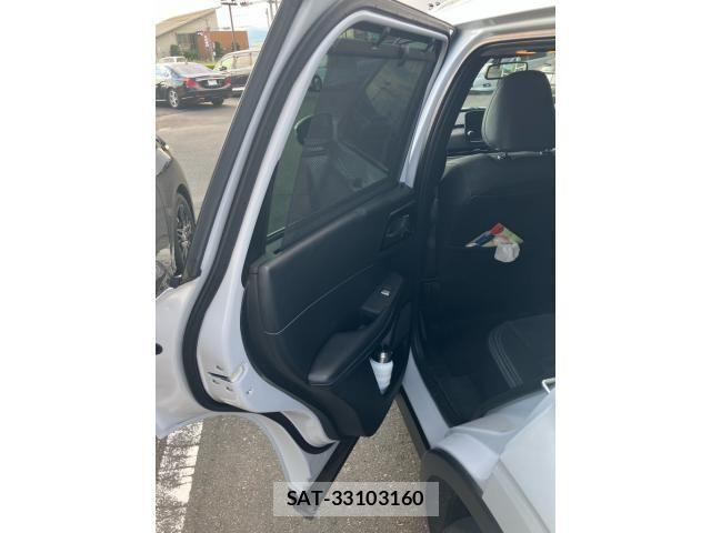 Mitsubishi OUTLANDER PHEV 2022-01 7456674-17