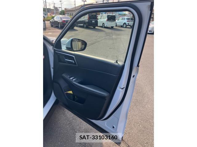 Mitsubishi OUTLANDER PHEV 2022-01 7456674-8