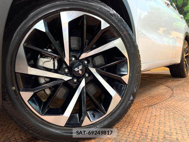 Mitsubishi OUTLANDER PHEV 2022-07 7502143-11
