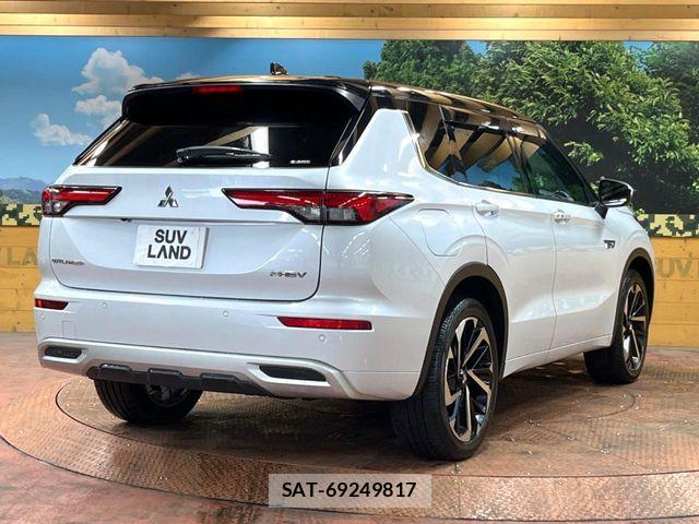 Mitsubishi OUTLANDER PHEV 2022-07 7502143-16