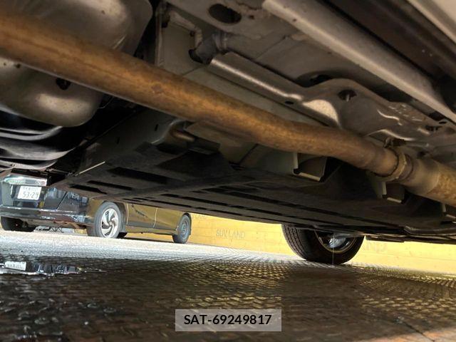 Mitsubishi OUTLANDER PHEV 2022-07 7502143-18