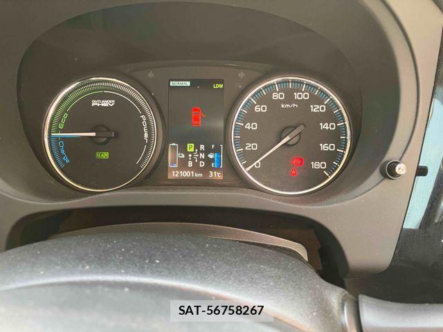 Mitsubishi OUTLANDER PHEV 2014-06 7509639-7
