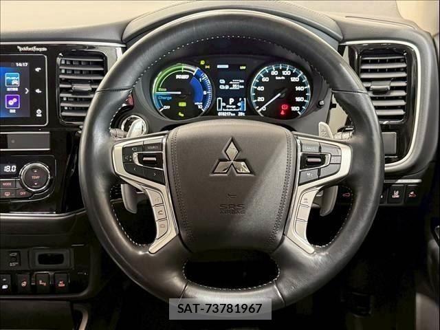Mitsubishi OUTLANDER PHEV 2018-09 7509638-10