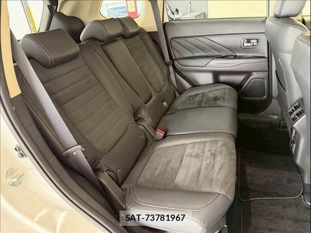 Mitsubishi OUTLANDER PHEV 2018-09 7509638-8