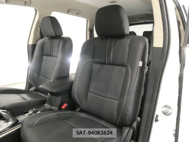 Mitsubishi OUTLANDER PHEV 2018-08 7509636-15