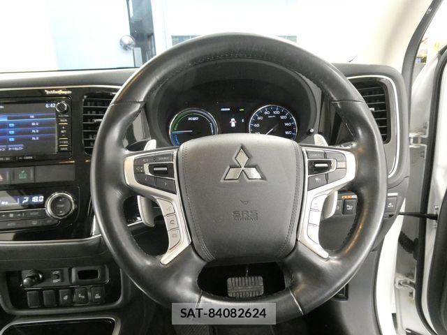 Mitsubishi OUTLANDER PHEV 2018-08 7509636-17