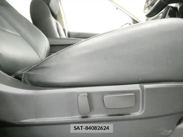 Mitsubishi OUTLANDER PHEV 2018-08 7509636-22