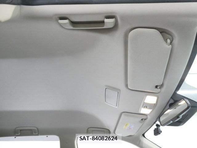 Mitsubishi OUTLANDER PHEV 2018-08 7509636-28