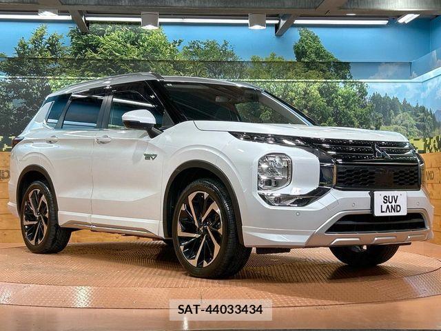 Mitsubishi OUTLANDER PHEV 2023-01 7502147-17