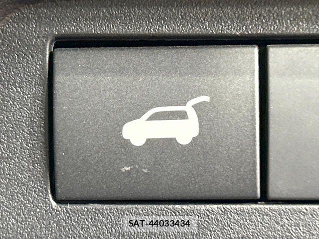 Mitsubishi OUTLANDER PHEV 2023-01 7502147-7