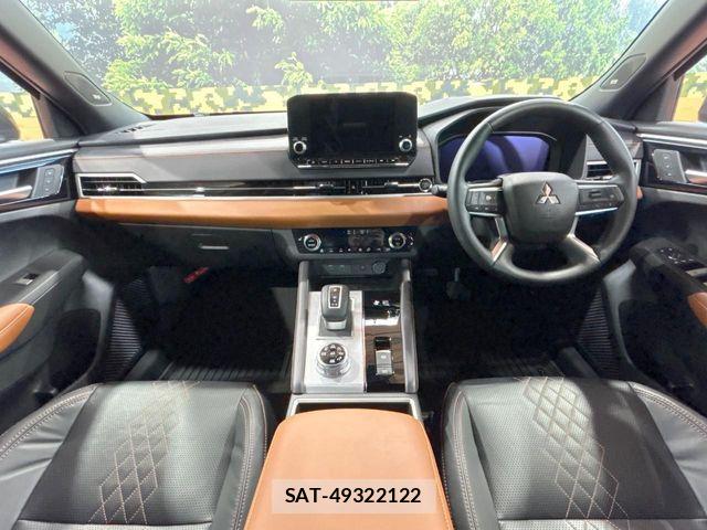 Mitsubishi OUTLANDER PHEV 2022-05 7502144-1