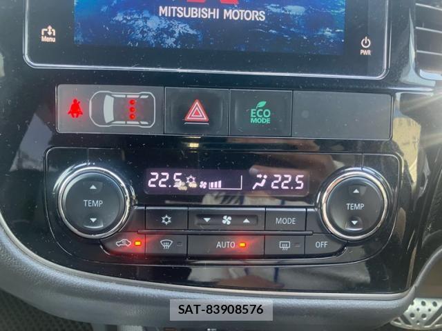 Mitsubishi OUTLANDER PHEV 2017-10 7502157-16