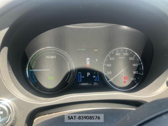 Mitsubishi OUTLANDER PHEV 2017-10 7502157-23