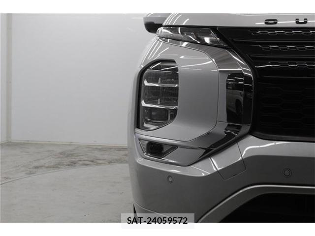 Mitsubishi OUTLANDER PHEV 2022-05 7502152-12