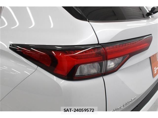 Mitsubishi OUTLANDER PHEV 2022-05 7502152-17