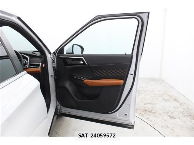 Mitsubishi OUTLANDER PHEV 2022-05 7502152-29