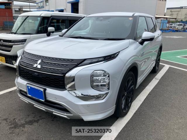 Mitsubishi OUTLANDER PHEV 2022-06 7502155-0
