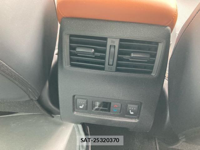 Mitsubishi OUTLANDER PHEV 2022-06 7502155-12