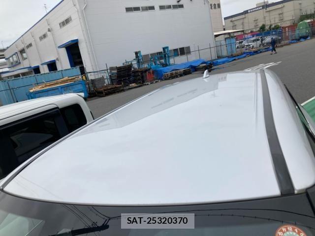 Mitsubishi OUTLANDER PHEV 2022-06 7502155-8