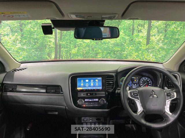 Mitsubishi OUTLANDER PHEV 2019-09 7509637-1