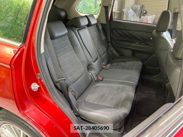 Mitsubishi OUTLANDER PHEV 2019-09 7509637-8