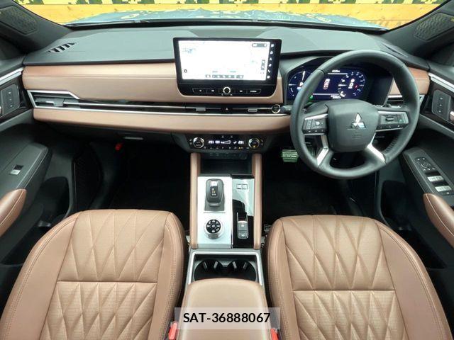 Mitsubishi OUTLANDER PHEV 2024-11 7502142-1