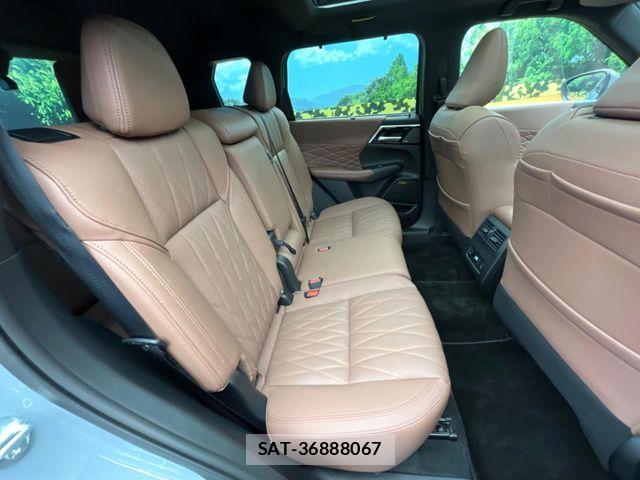 Mitsubishi OUTLANDER PHEV 2024-11 7502142-7