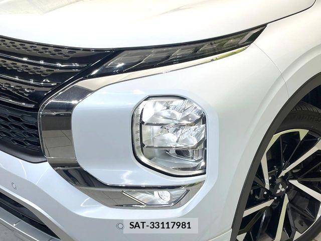 Mitsubishi OUTLANDER PHEV 2023-07 7502151-12