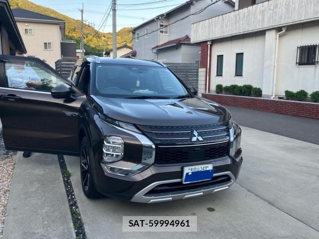 Mitsubishi OUTLANDER PHEV 2022-06 7502153-0