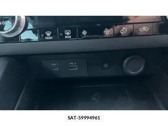 Mitsubishi OUTLANDER PHEV 2022-06 7502153-18
