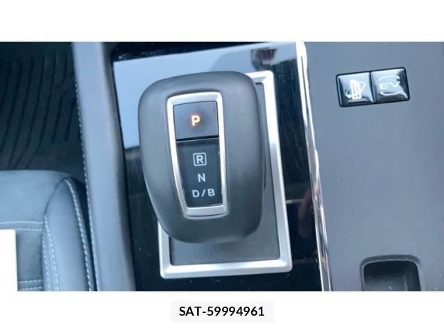 Mitsubishi OUTLANDER PHEV 2022-06 7502153-19