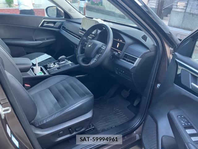 Mitsubishi OUTLANDER PHEV 2022-06 7502153-7