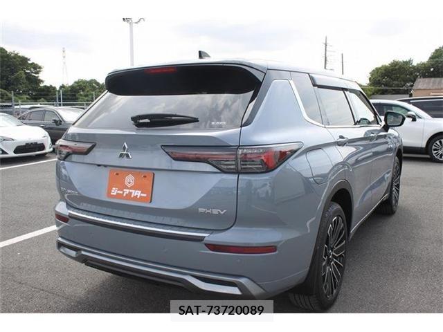 Mitsubishi OUTLANDER PHEV 2024-11 7509627-12