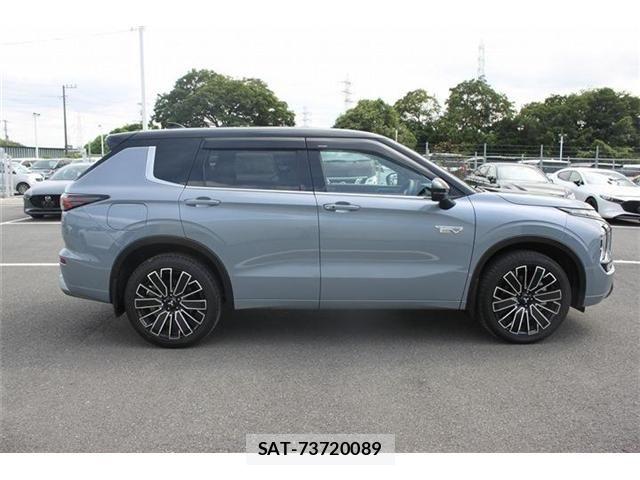 Mitsubishi OUTLANDER PHEV 2024-11 7509627-14